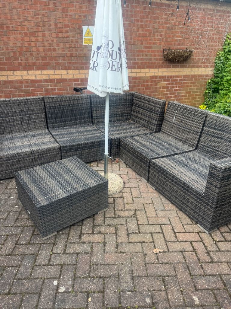 Garden furniture 