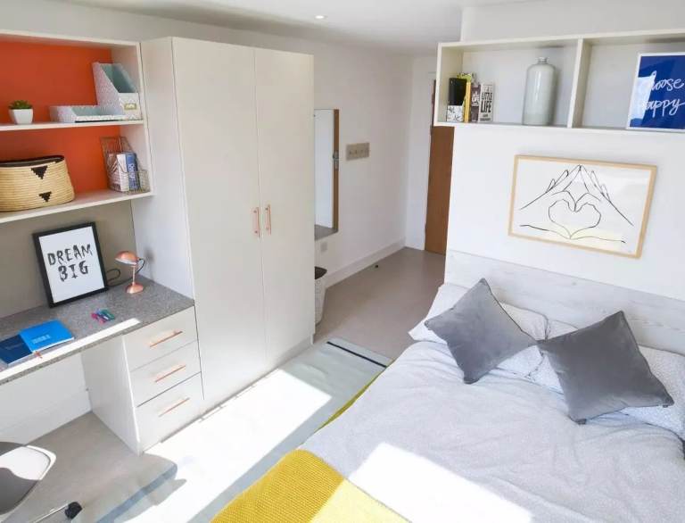 Student ensuite at The Lantern Liverpool, £171pw