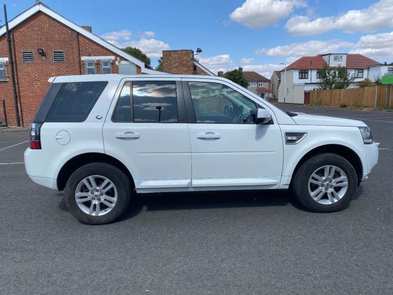LANDROVER  FREELANDER  2  2.2 TD4 XS  AUTO  IN EXCELLENT CONDITION NEW BELTS NEW SERVICE 