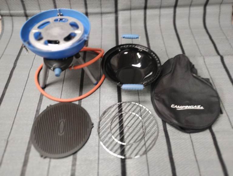 BBQ CAMPING GAS PARTY GRILL 400