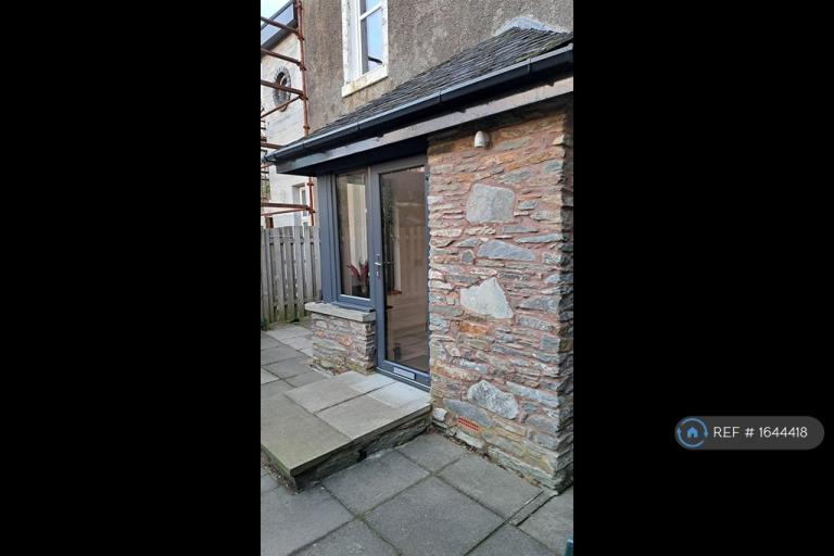 1 bedroom flat in West Bay Area, Dunoon, PA23 (1 bed) (#1644418)