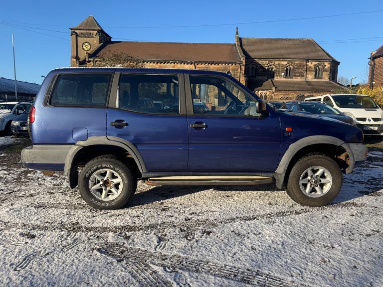 UK REG + LHD LEFT HAND DRIVE + NISSAN TERRANO + 2.7 DIESEL + 4x4 + Air Con