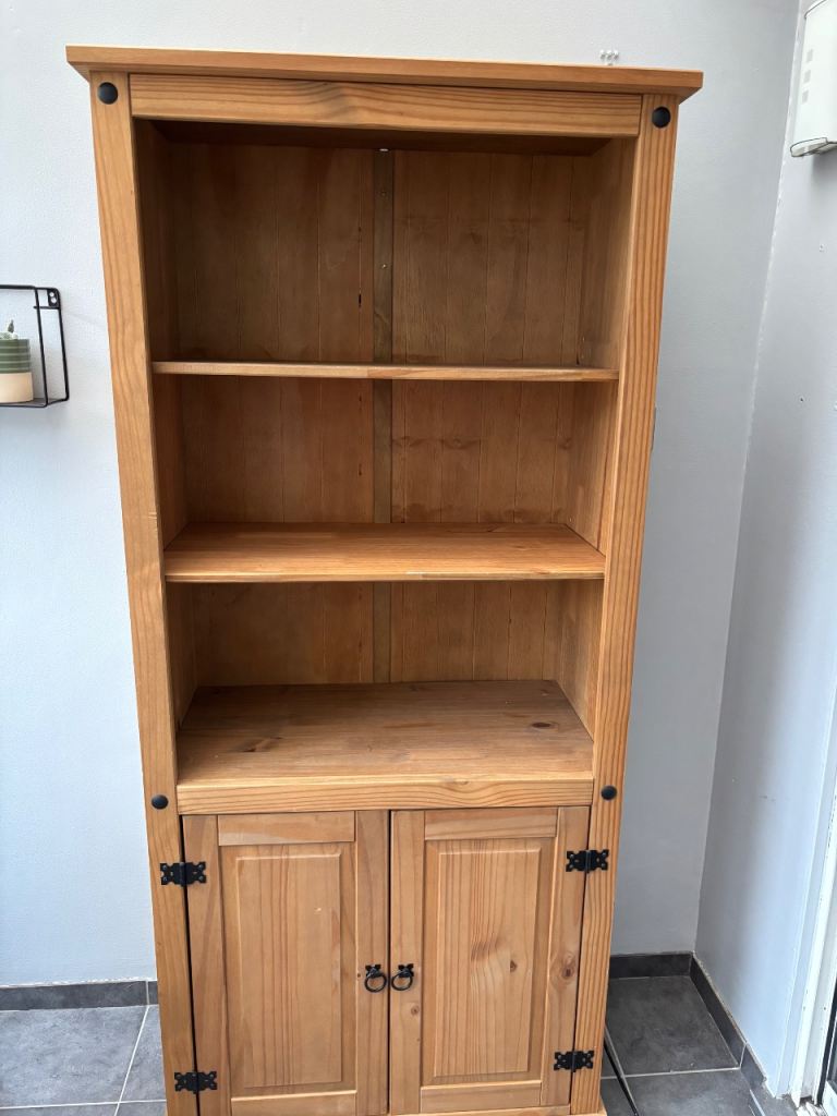 Corona wooden book case 