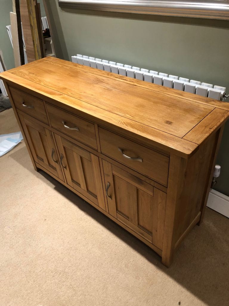 Oak sideboard.