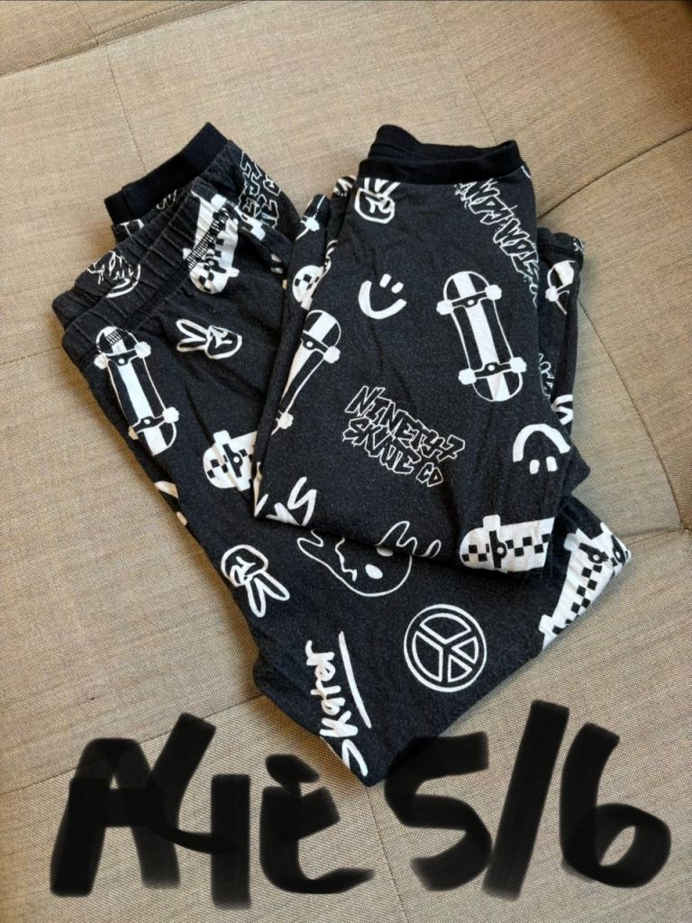 Kids Pyjamas/Housecoats