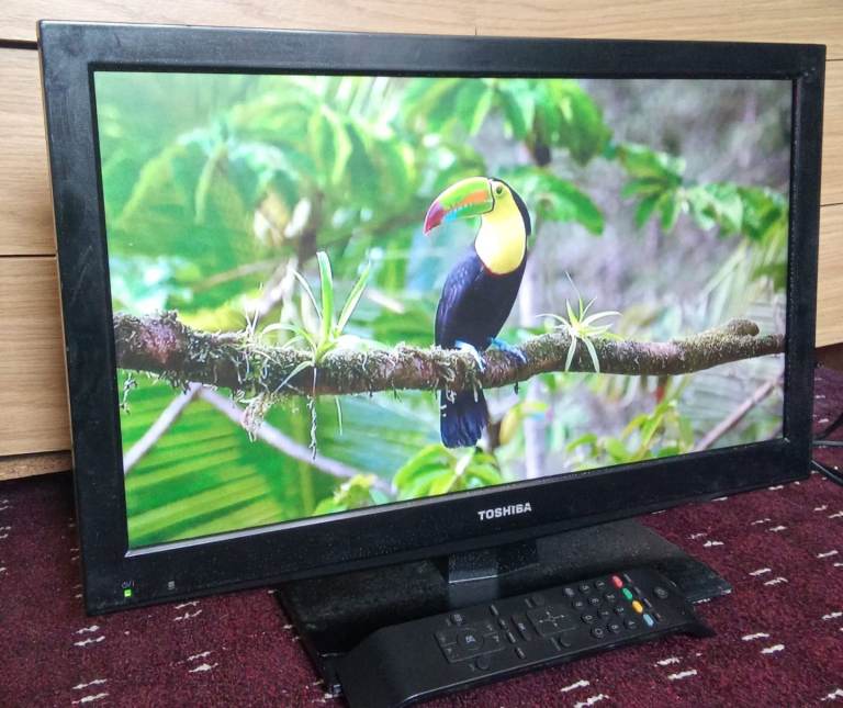 LG 22 inch hd Freeview hdmi tv