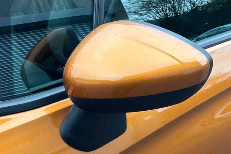 2019 Vauxhall Crossland X 1.2T ecoTec [110] Tech Line Nav 5dr [6 Spd] [S/S] HATCHBACK PETROL Manual