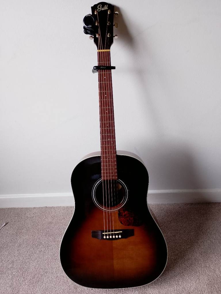 Guild Acoustic Guitar – Sunburst Finish, Good Condition