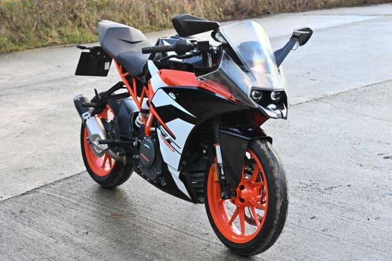 2017 KTM RC 390 RC 390 (17MY) PETROL Manual