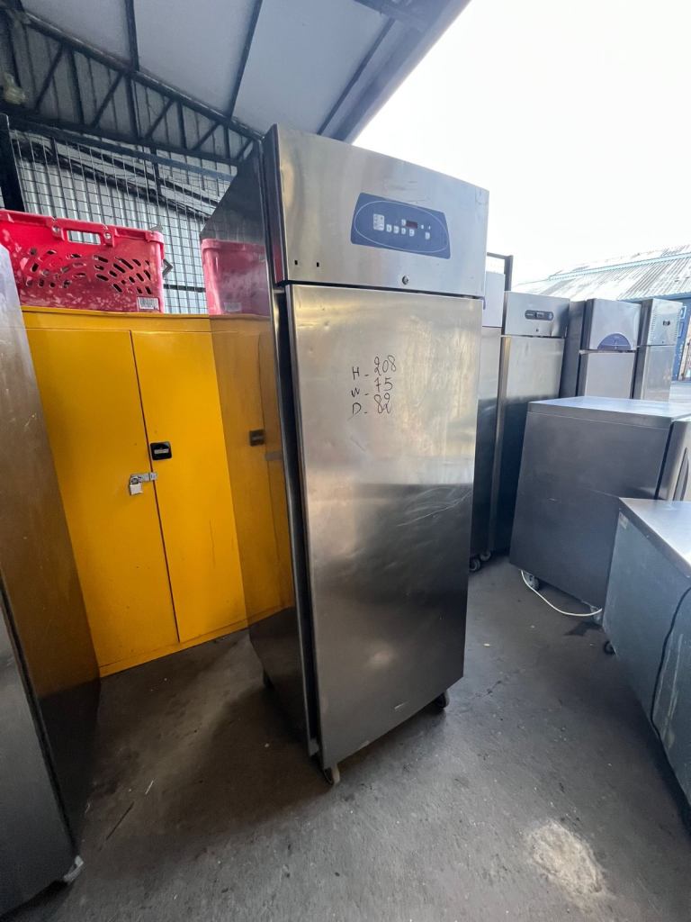 Commercial single door fridge like new cafe shop restaurant takeaway 
