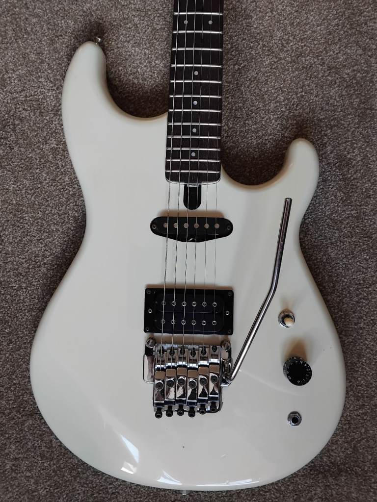 Yamaha SE250 vintage guitar 1980s rock shred machine locking trem coil split pearl white