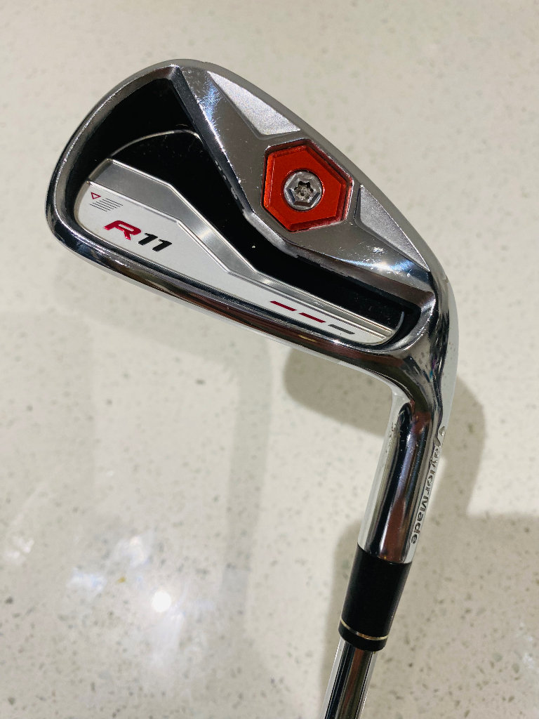 TAYLORMADE R11  6 IRON.  Individual club.    R/H.