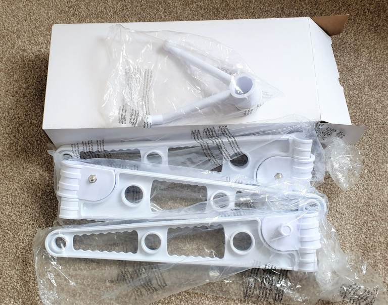 New - 3 x Replacement Hanging Arms and Hook (For Laundry Tree)