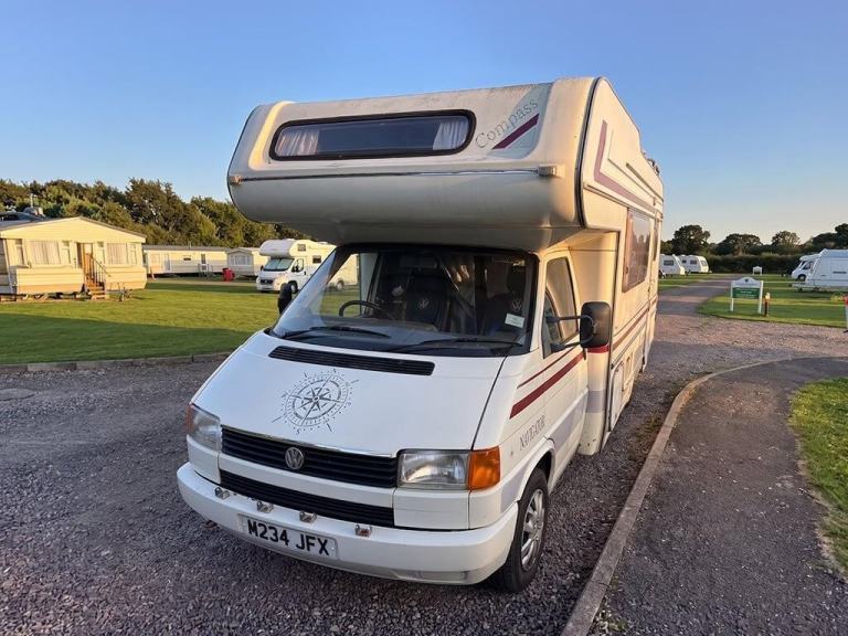 1994 Compass Navigator 4 Berth
