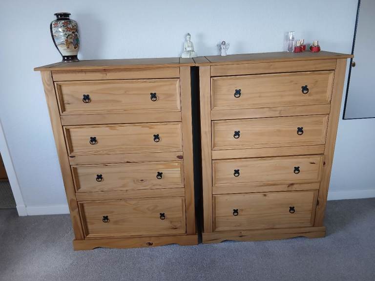 3 chests of drawers