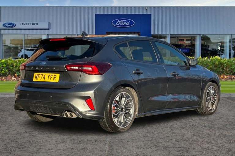 2024 Ford Focus ST-LINE X | Heated Seats/Wheel | B+O Audio | Sync 4 Touchscreen Navigation  Hatch...