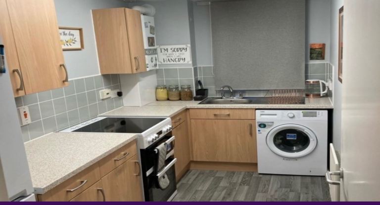 One bedroom GFF in Romford To Central London 