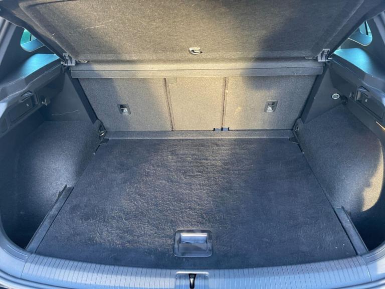 2020 Volkswagen Tiguan 1.5 TSI EVO R-Line Tech DSG Euro 6 (s/s) 5dr ESTATE Petrol Automatic