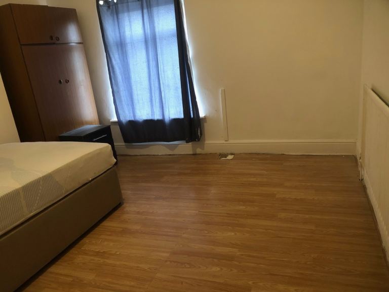 Room for rent in Stoke on Trent 