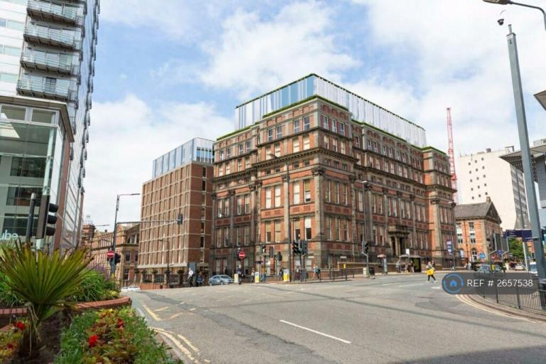 2 bedroom flat in Great George Street, Leeds, LS1 (2 bed) (#2657538)