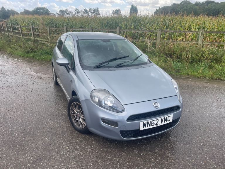 Fiat, PUNTO, Hatchback, 2012, Manual, 1368 (cc), 3 doors