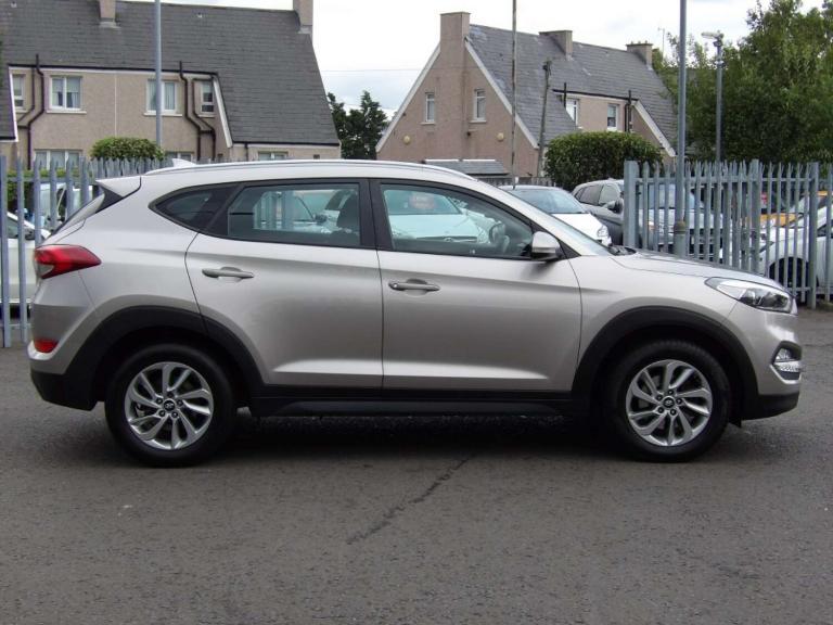 2017 Hyundai TUCSON 1.7 CRDi Blue Drive SE Nav 5dr 2WD DCT ESTATE DIESEL Automatic