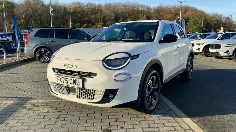 2025 Fiat 600 1.2 MHEV SUV 5dr Petrol Hybrid e-DCT Euro 6 (s/s) (136 ps) HATCHBACK Petrol/Electri...