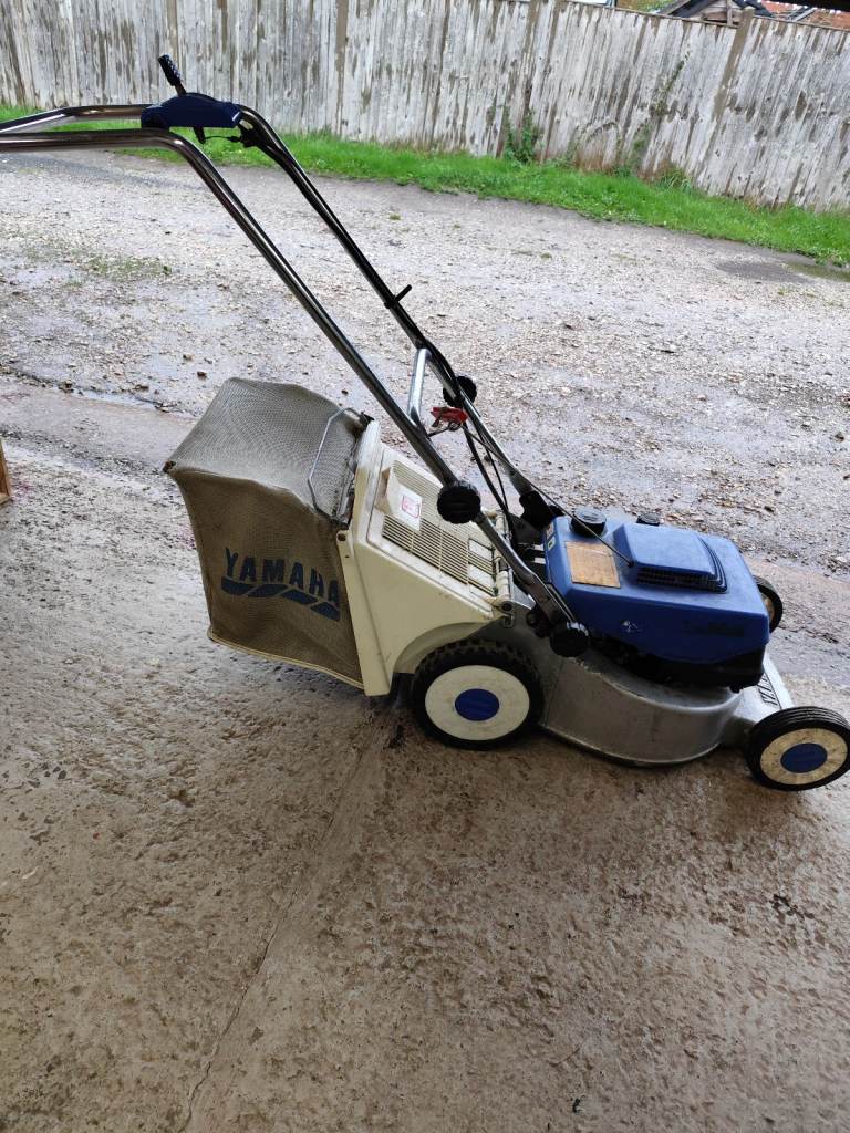 Yamaha petrol lawn mower