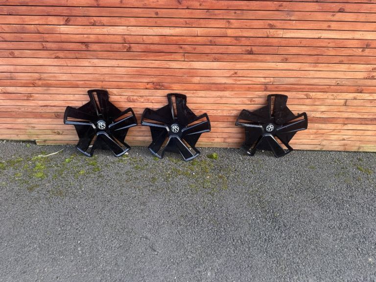 ID Buzz Wheel Covers