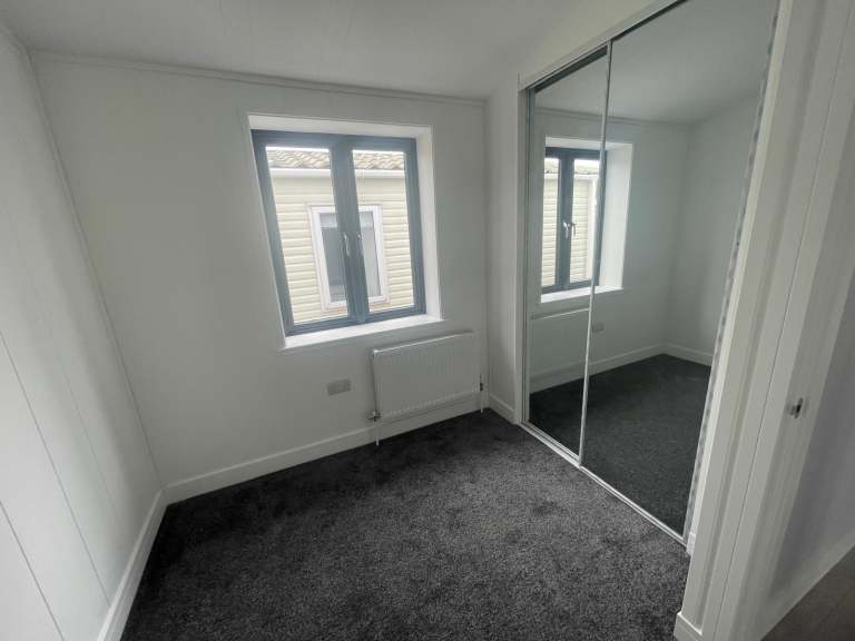 NEW Twin Cabin Lodge Mobile Home Evolution Harley 40ft x 20ft, 3 Bedroom REDUCED