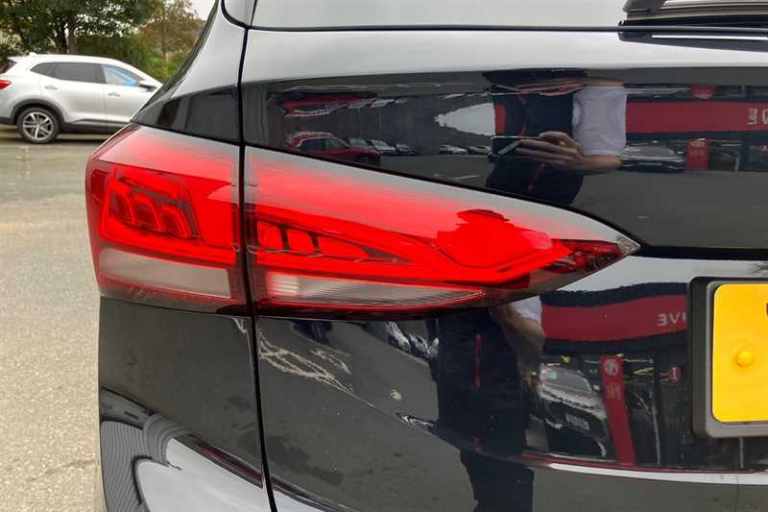 2025 MG MG ZS 1.5 Hybrid+ Trophy SUV 5dr Petrol Hybrid Auto Euro 6 (s/s) (196 ps) SUV Hybrid Auto...