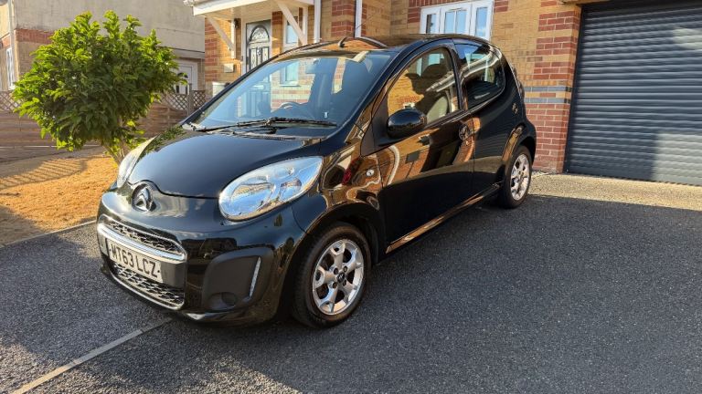 Citroen, C1, Hatchback, 2014, Manual, 998 (cc), 5 doors