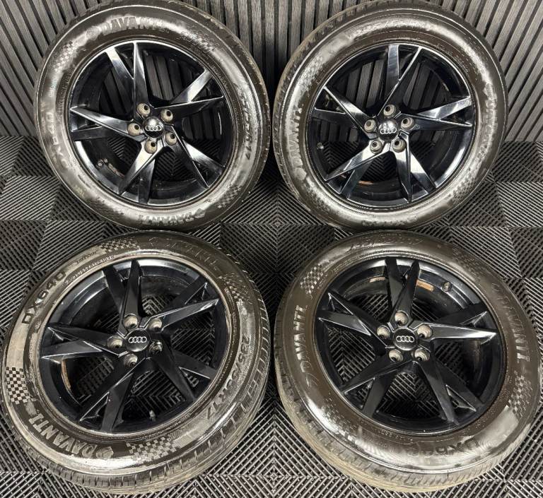 17'' GENUINE AUDI Q3 5 Y SPOKE BLACK TIGUAN ALLOY WHEELS TYRES ALLOYS