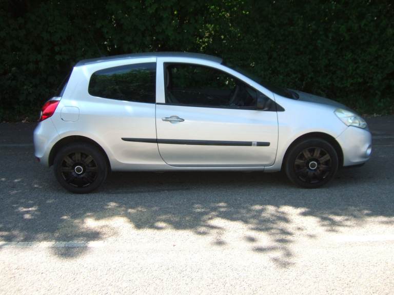 2009 RENAULT CLIO 1.2 EXTREME 3 DOOR HATCHBACK,MANUAL,ULEZ COMPLIANT MOT FEB 2027