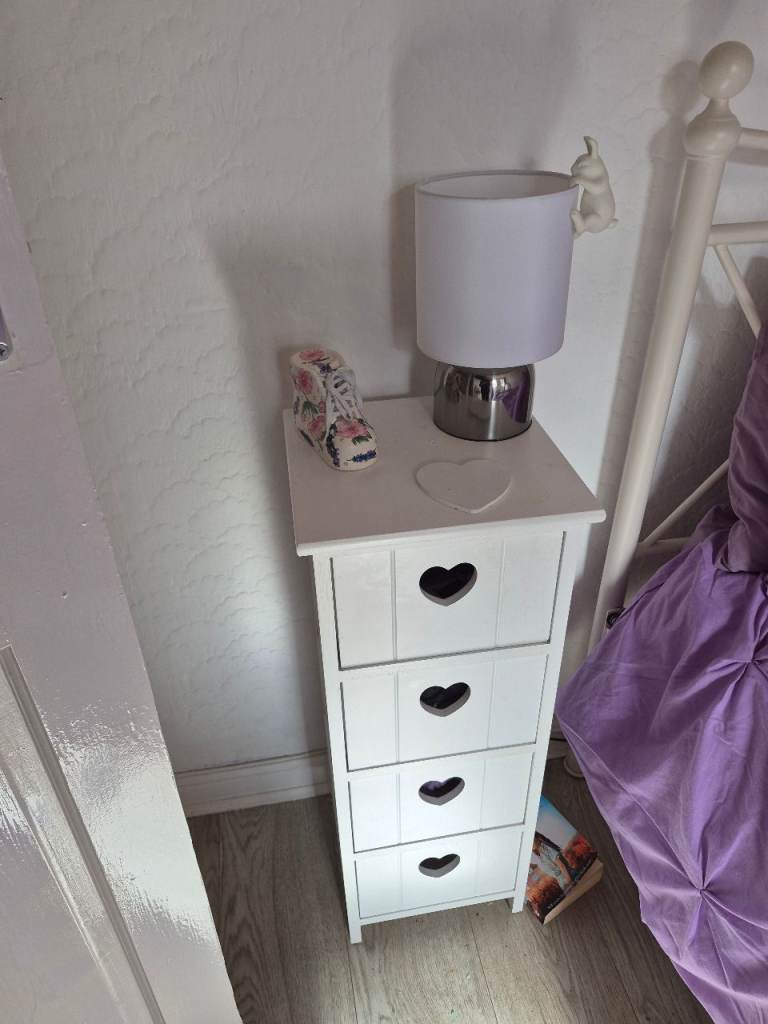 2 4 drawer tallboys white exc condition £30