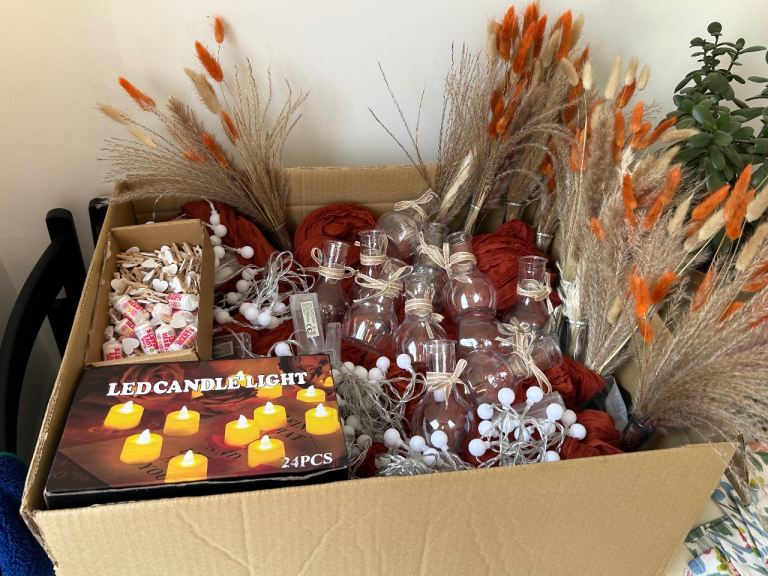 Wedding/Hen Box - Table Decorations & More
