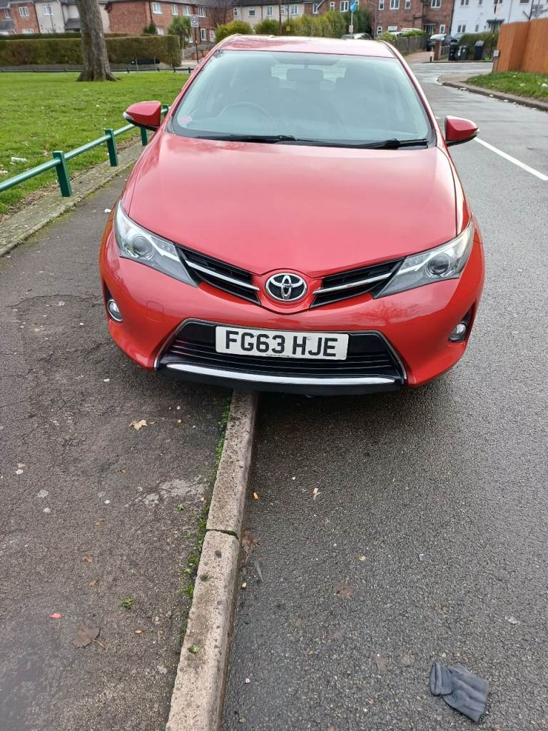 Toyota, AURIS, Hatchback, 2013, Manual, 1598 (cc), 5 doors