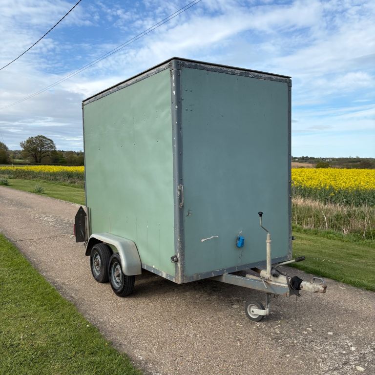 Car box trailer 8x5ft 