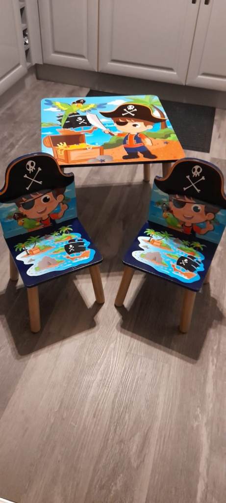 Childrens table and chairs