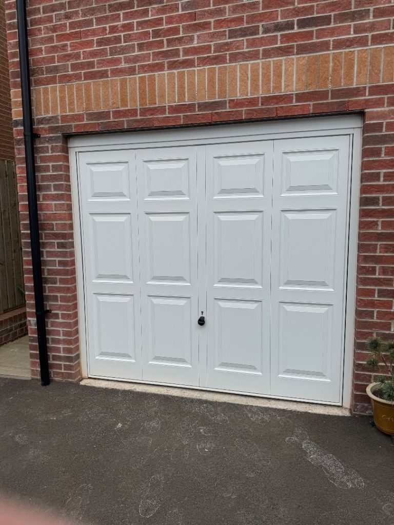 Garage door 