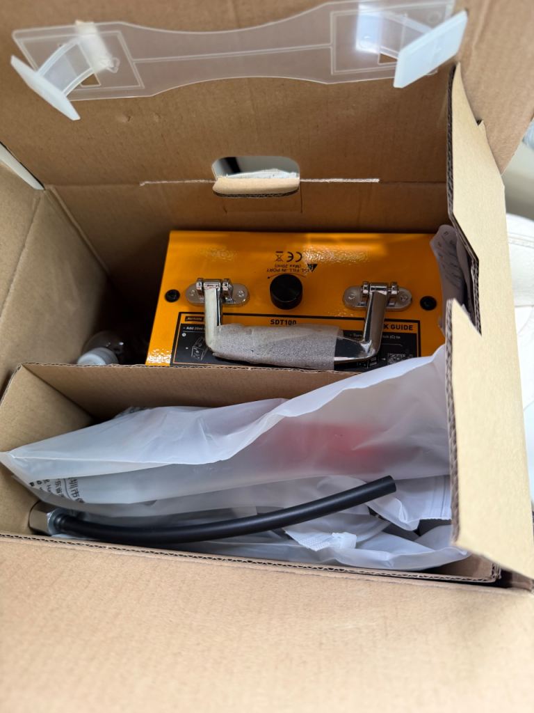 Car smoke leak detector