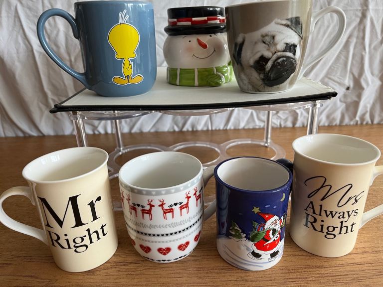 7 Assorted Mugs