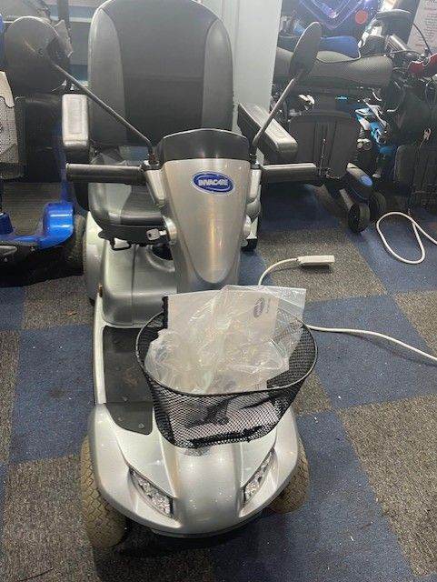 Invacare Leo Mobility scooter 4MPH