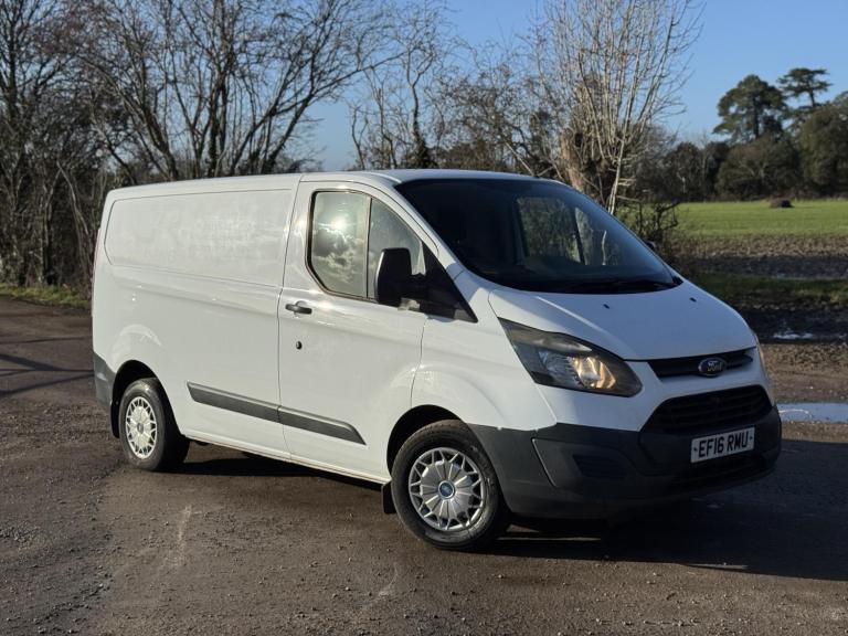 2016 Ford Transit Custom 2.2 TDCi 290 Panel Van 5dr Diesel Manual L2 H1 (186 g/km, 123 bhp) Panel...