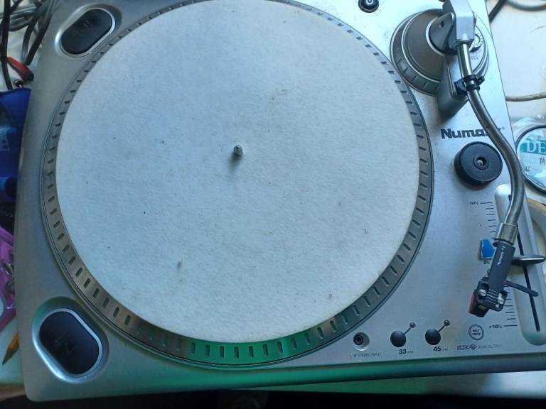 Numark TTUSB Turntable – Silver, Good Condition