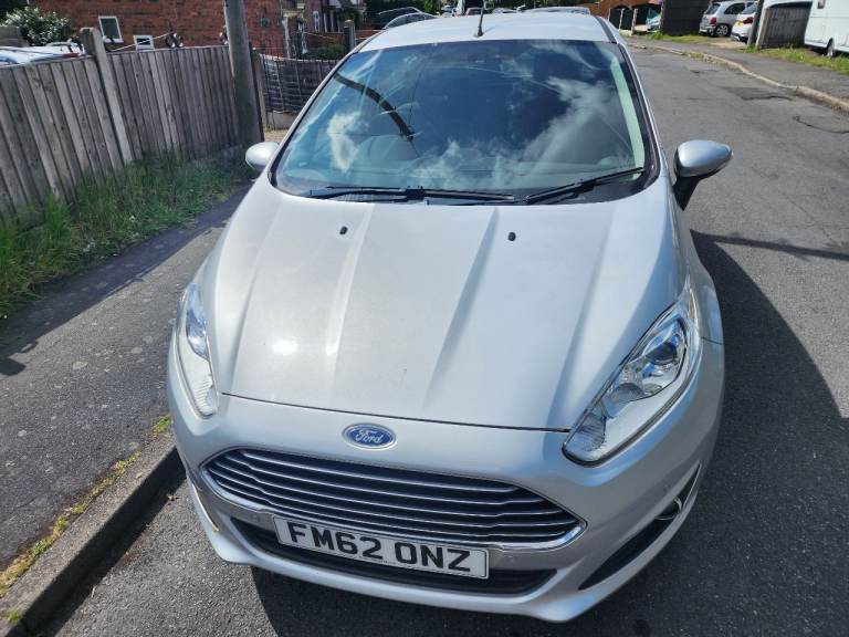 Ford, FIESTA, Hatchback, 2013, Manual, 1241 (cc), 5 doors