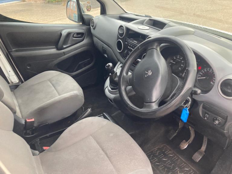 2011 Peugeot Partner 716 S 1.6 HDi 90 Crew Van PANEL VAN Diesel Manual