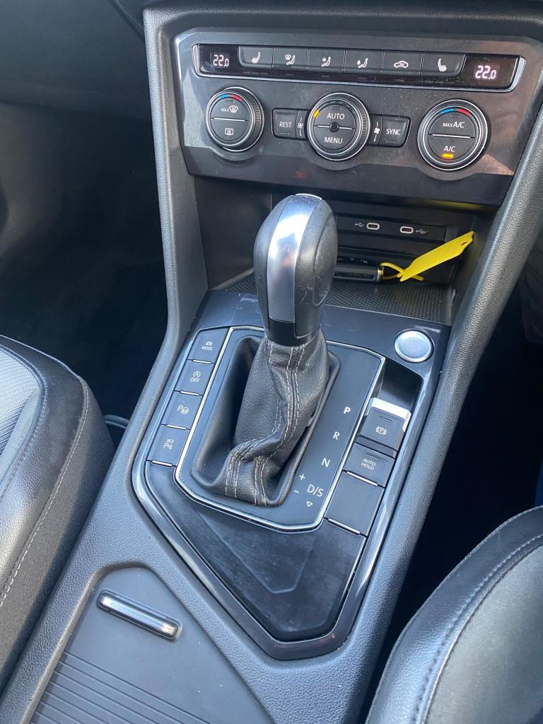 2021 Volkswagen Tiguan 1.5 TSI EVO R-Line Tech SUV 5dr Petrol DSG Euro 6 (s/s)