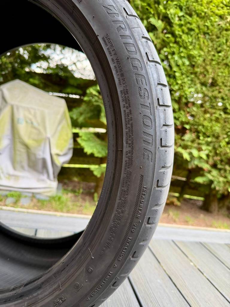 275/35 R20 Bridgestone Potenza S001* 102Y RSC RUNFLAT TYRE 3.4mm Tread