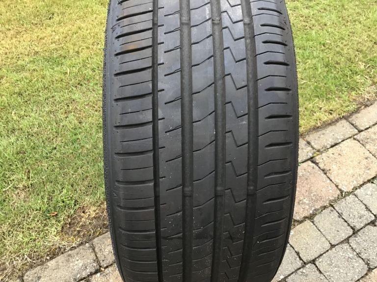 🔥 FALKEN 225/40 R18 TYRE. AS NEW.